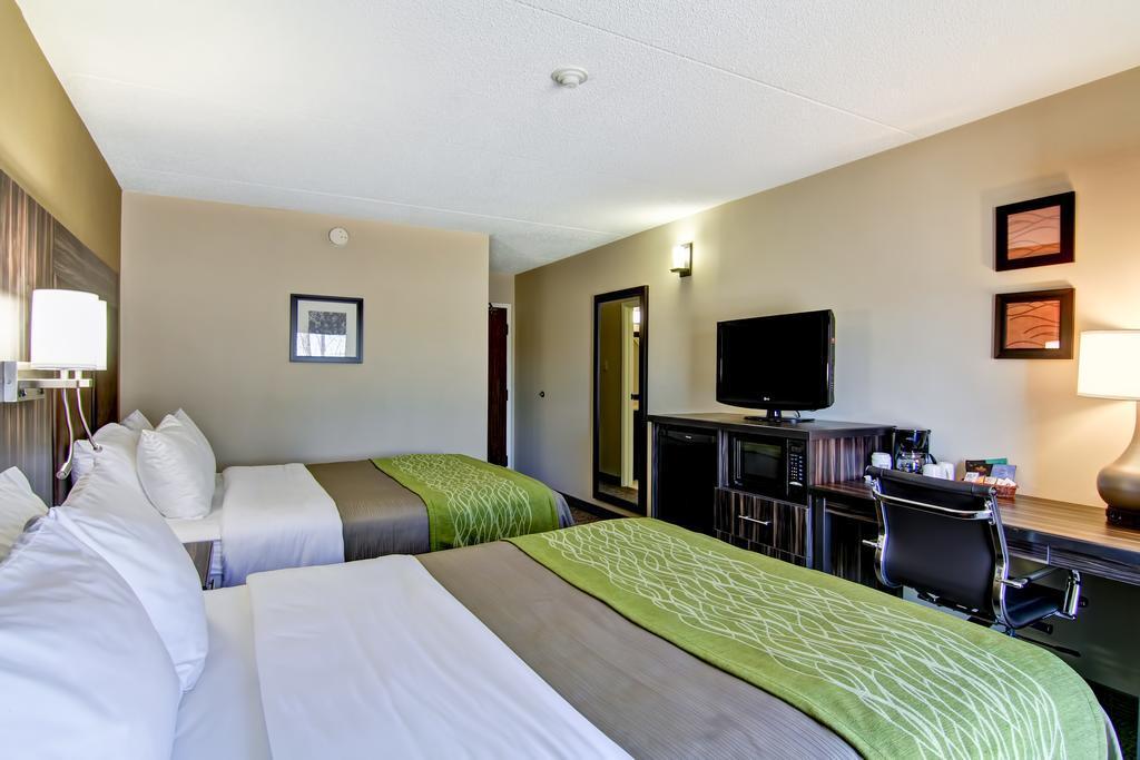 Comfort Inn Sainte-Catherine Eksteriør billede