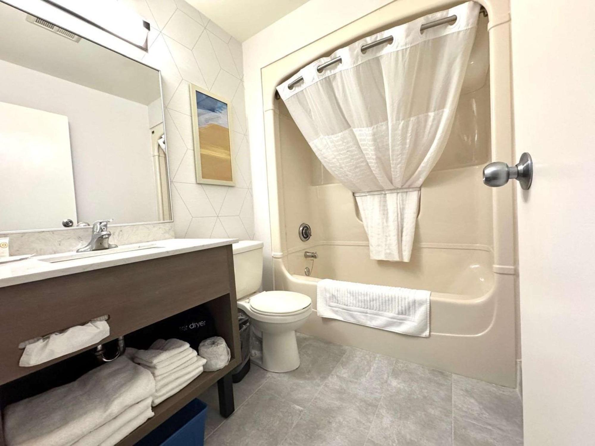 Comfort Inn Sainte-Catherine Eksteriør billede