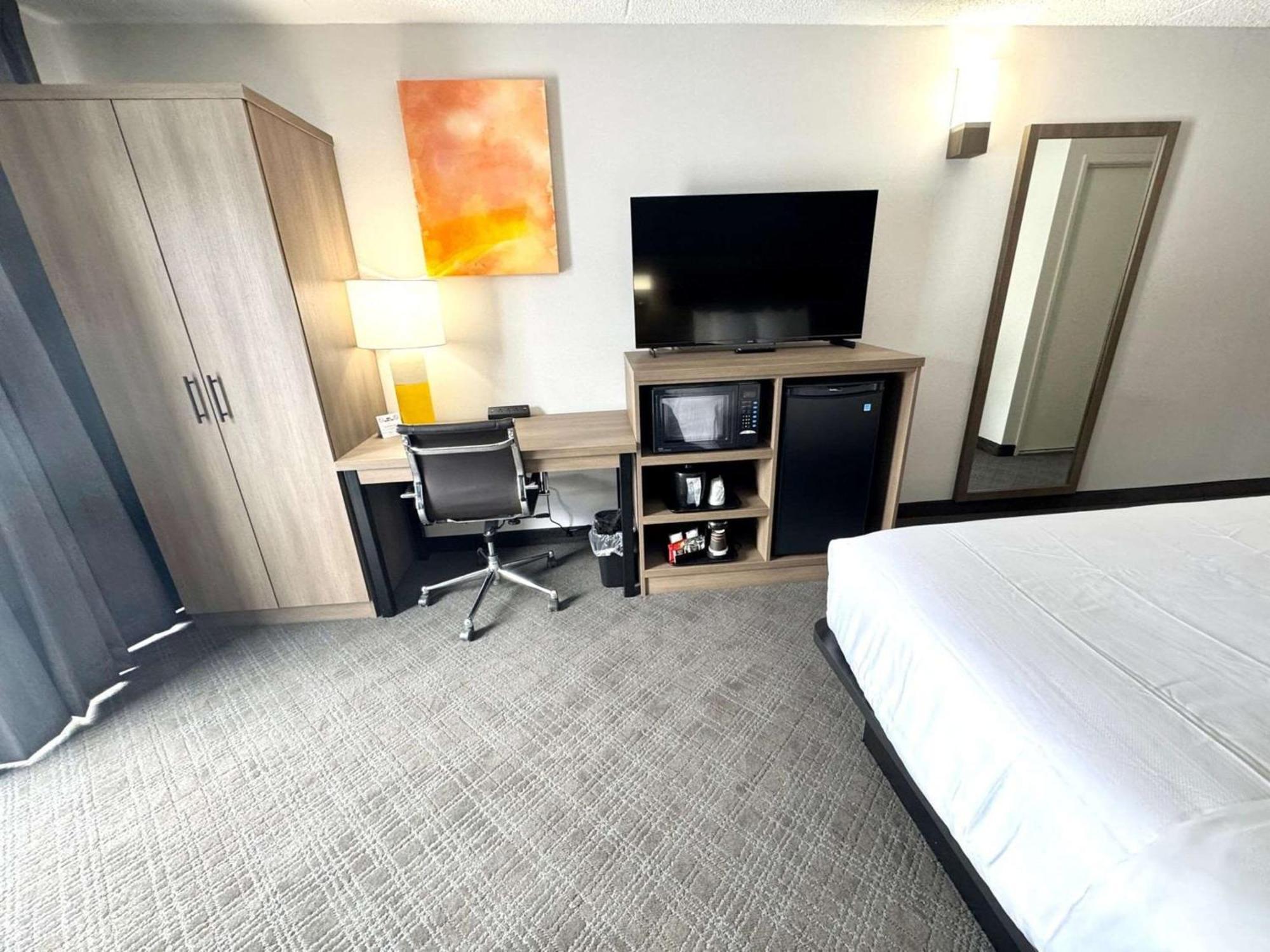 Comfort Inn Sainte-Catherine Eksteriør billede