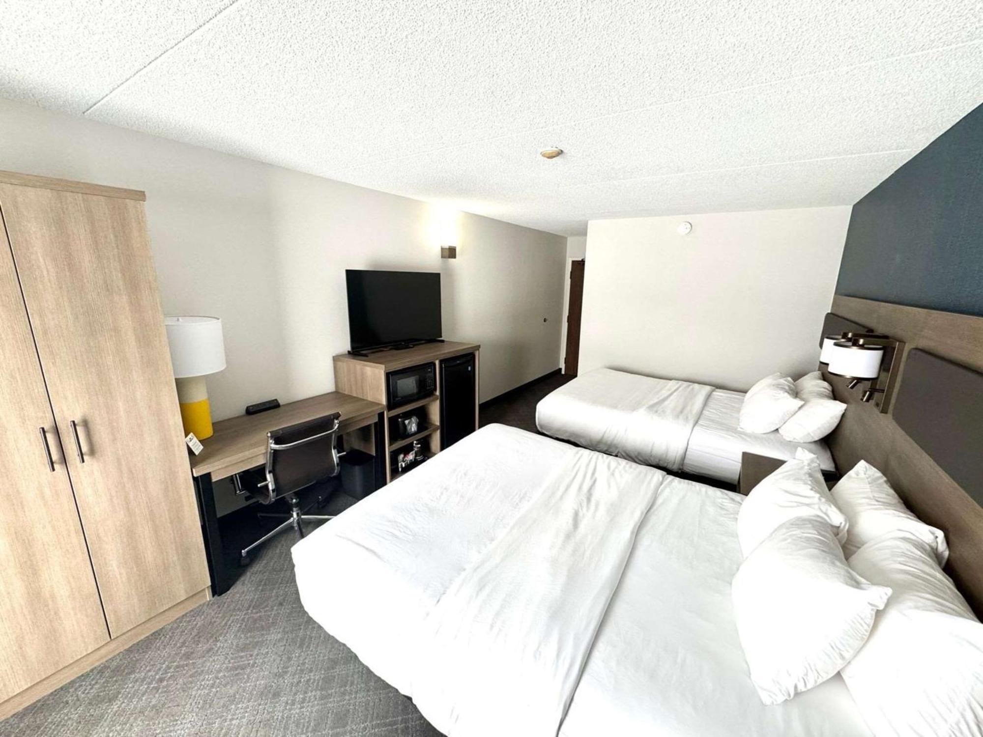 Comfort Inn Sainte-Catherine Eksteriør billede